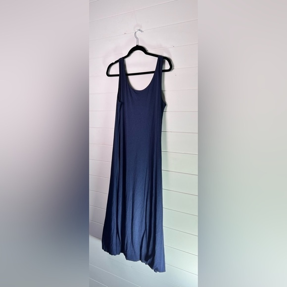 Garnet Hill like new navy medium dress. MN85 - Picture 2 of 4